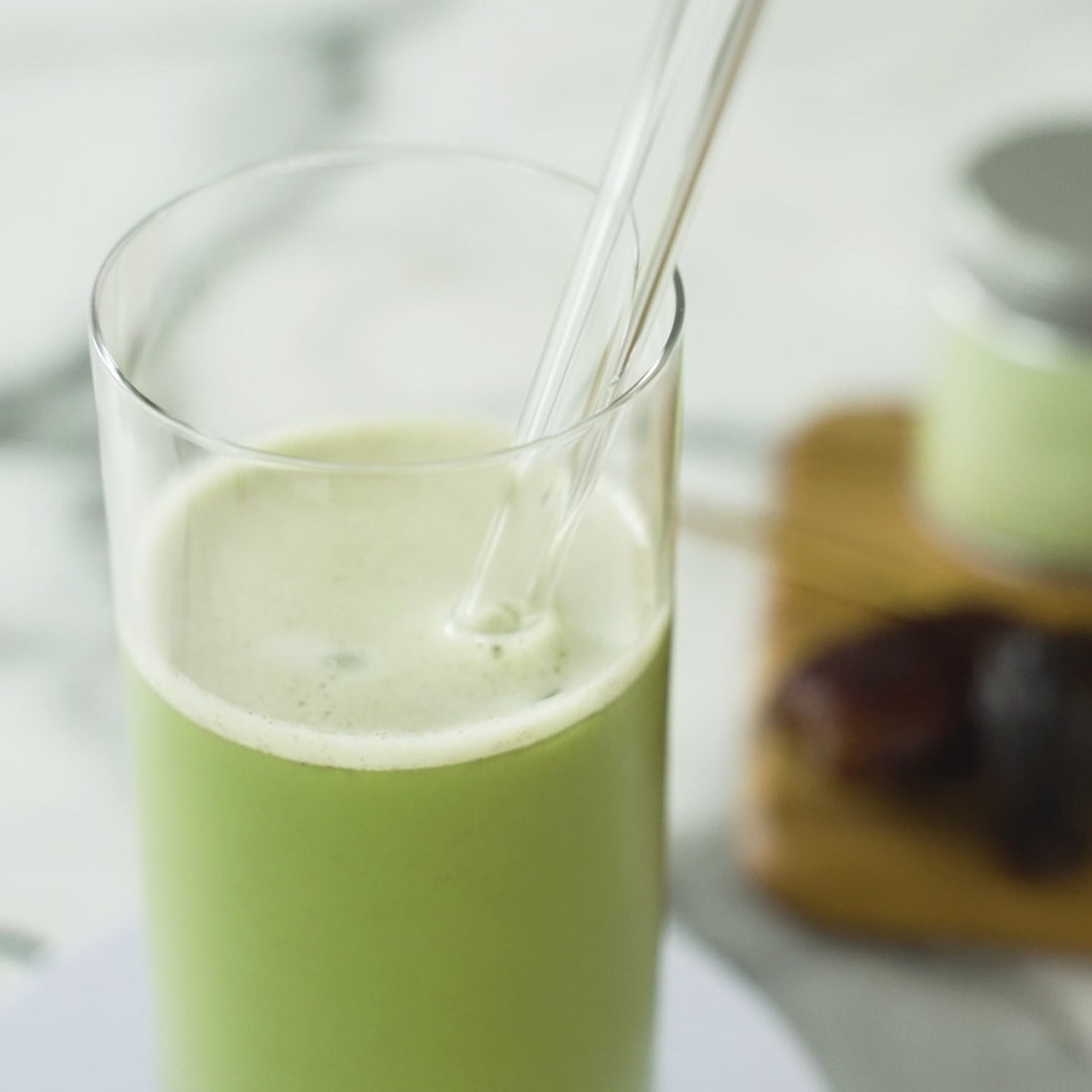 How to Make a Matcha Smoothie - Firebelly Tea CA